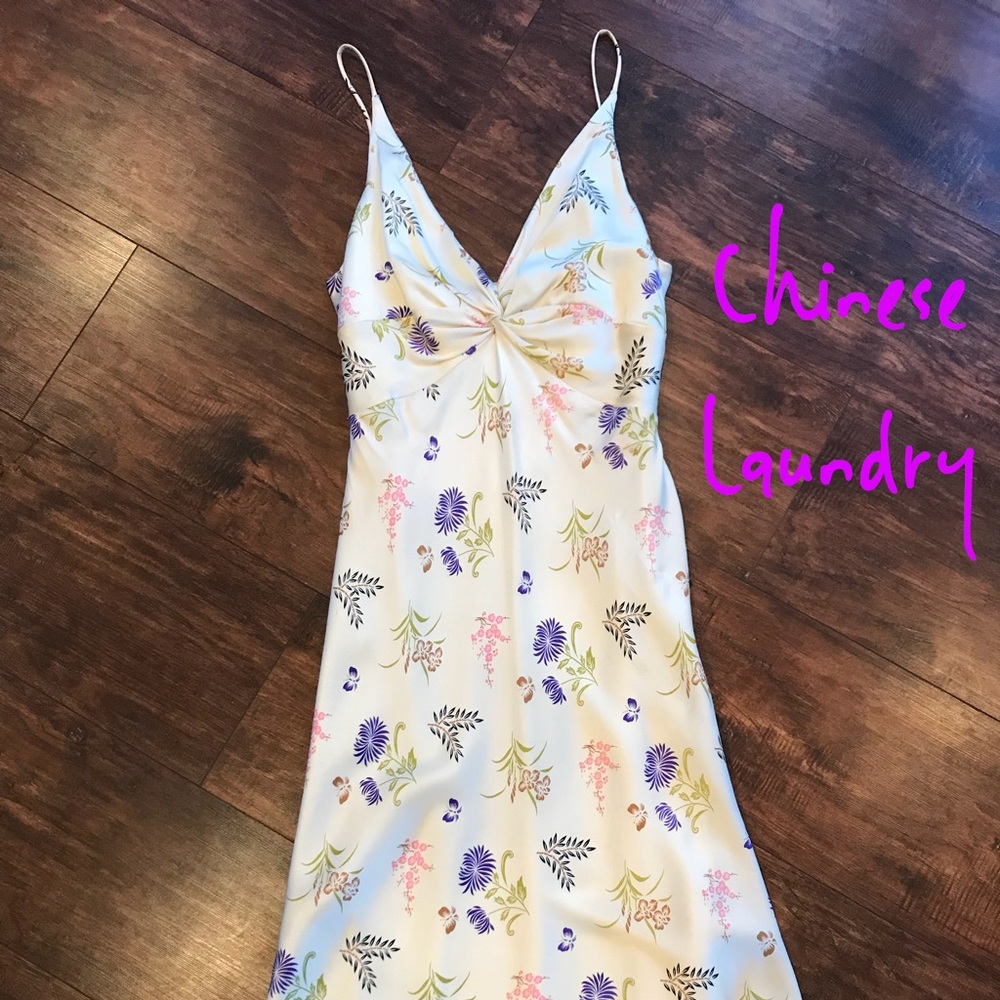💜 GORGEOUS 💜 Dress -size 2